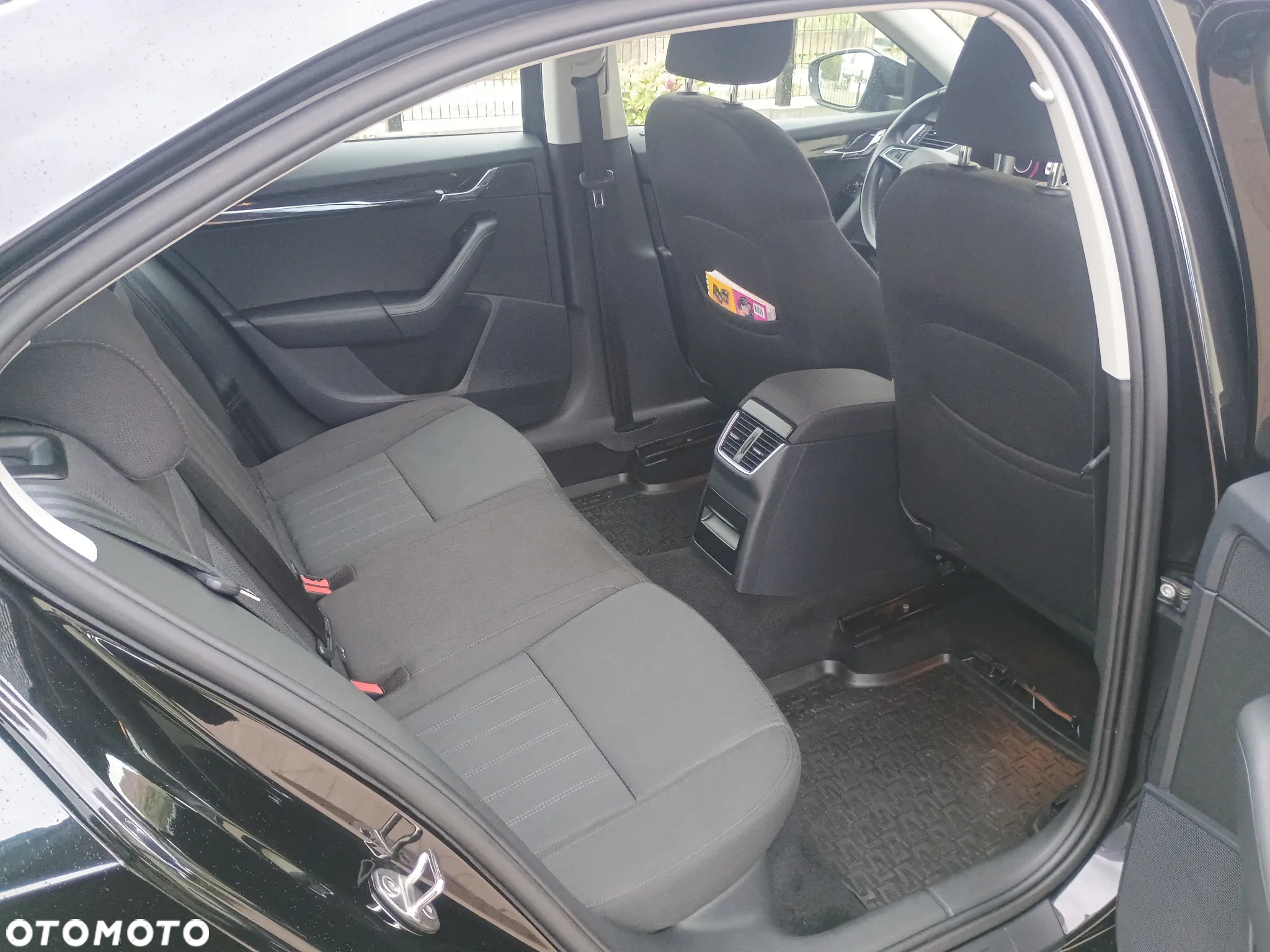 Skoda Octavia 1.5 TSI ACT Style DSG - 10