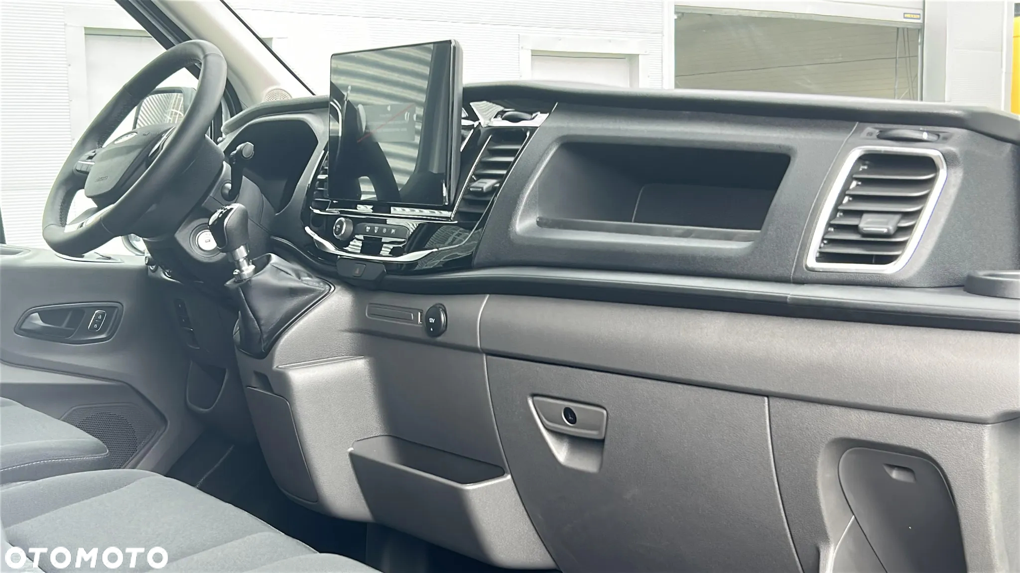 Ford Transit - 27