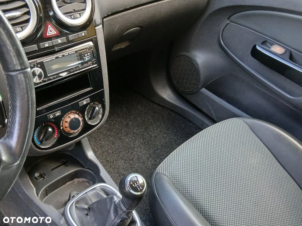 Opel Corsa 1.4 16V Innovation 110 Jahre - 21
