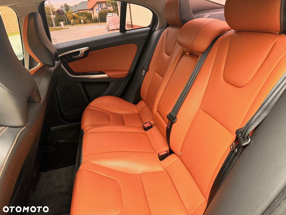 Volvo S60 D3 Drive-E R-Design Momentum - 19