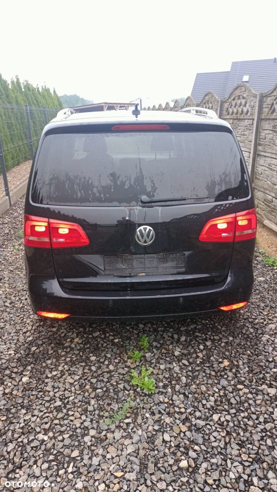 Volkswagen Touran 2.0 TDI DPF Trendline - 4