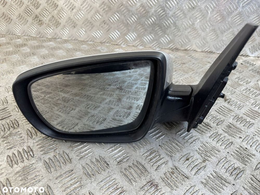 KIA Carens IV 2013-2019 Lusterko lewe 10 PIN 3D europa - 1