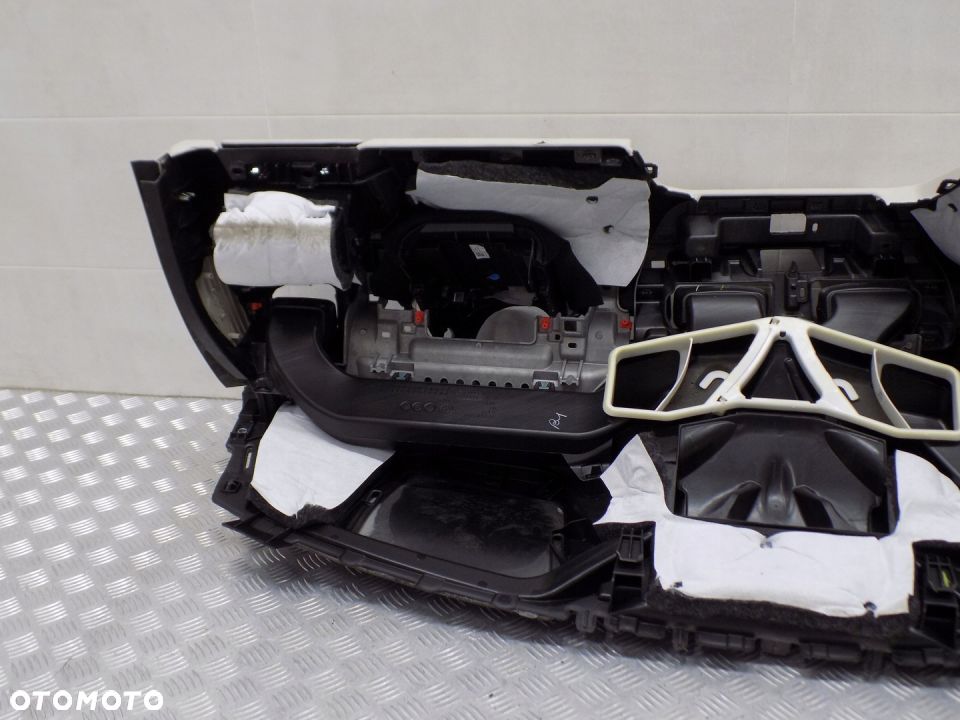 BMW G07 G05 G06 DESKA KONSOLA ORYGINAŁ SKÓRA - 14
