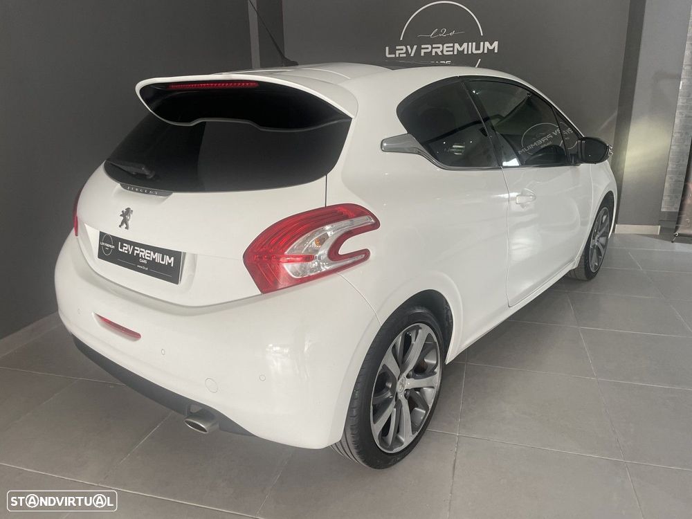 Peugeot 208 1.6 e-HDi Allure - 9