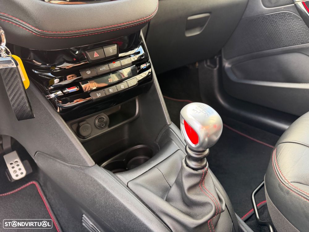 Peugeot 208 1.6 e-THP GTi by Sport - 27