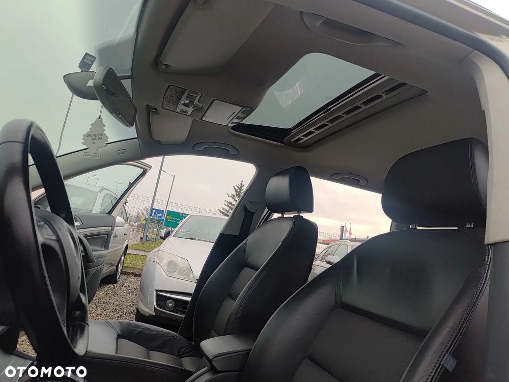 Skoda Octavia 2.0 TDI Ambiente DSG - 16