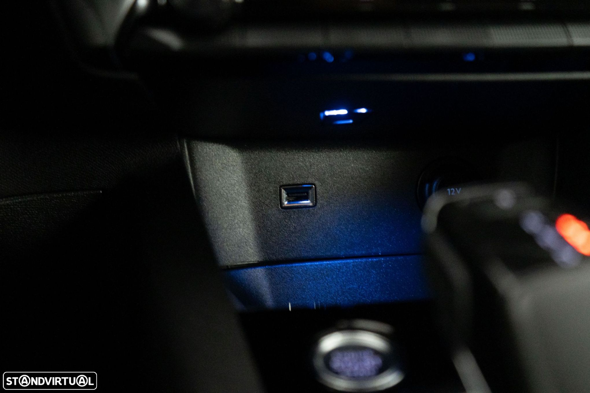 Peugeot 5008 1.2 PureTech Allure EAT8 - 26