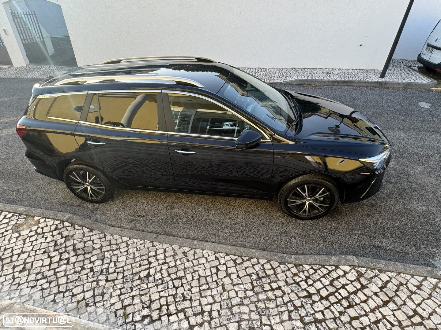 MG MG5 61 kWh Luxury - 3