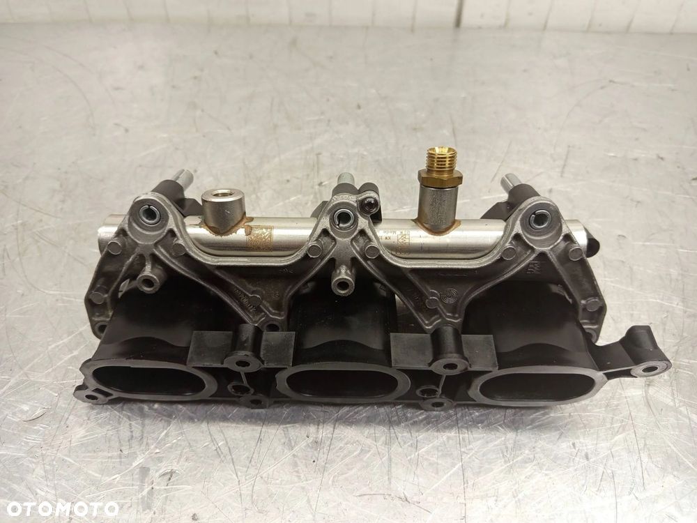 Kolektor ssący z Listwa Wtryskowa Audi A6 C6 3.2 TFSI 06E133109S