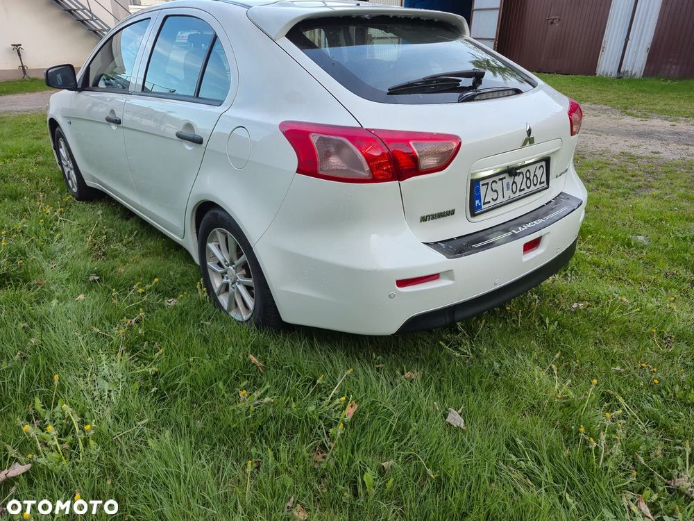 Mitsubishi Lancer Sportback 1.6 ClearTec - 4