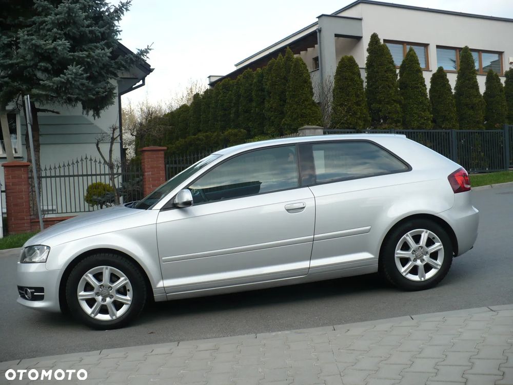 Audi A3 3-drzwiowe 2.0 TDI Ambition - 5