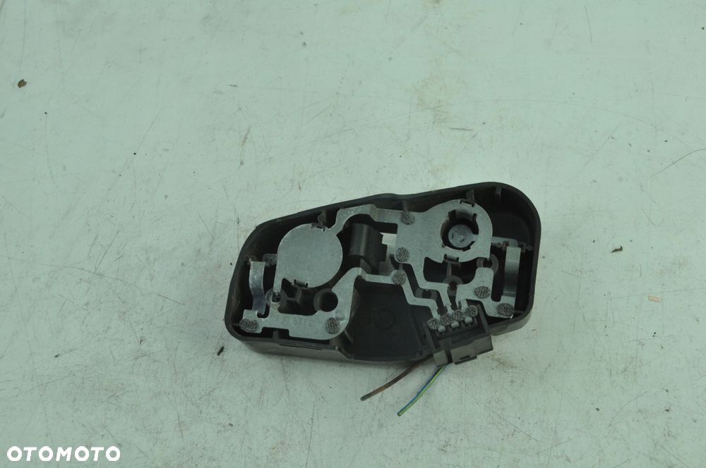 Bmw E46 Wkład Lampy Oprawka Gniazdo Żarówki W Klapę Lewy Tył 8374809 - 1
