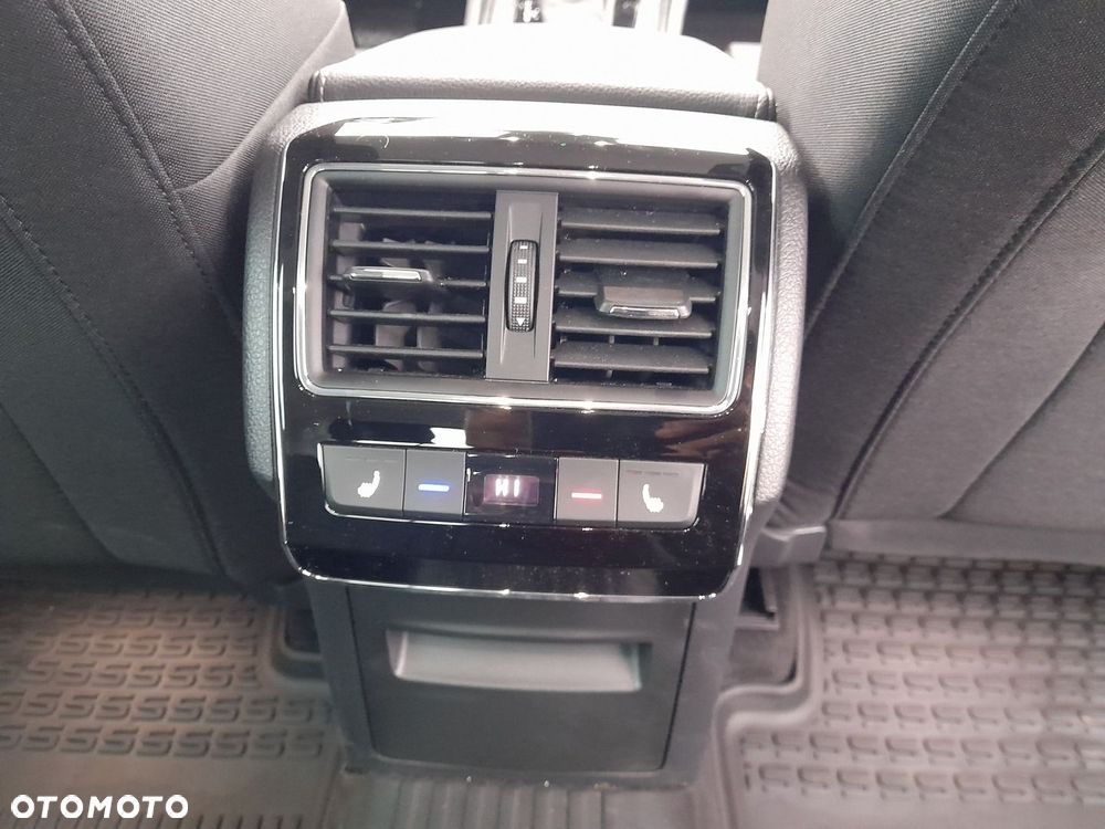 Skoda Superb 2.0 TSI 4x4 Style DSG - 9