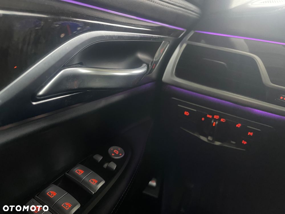 BMW Seria 7 750Li xDrive - 19