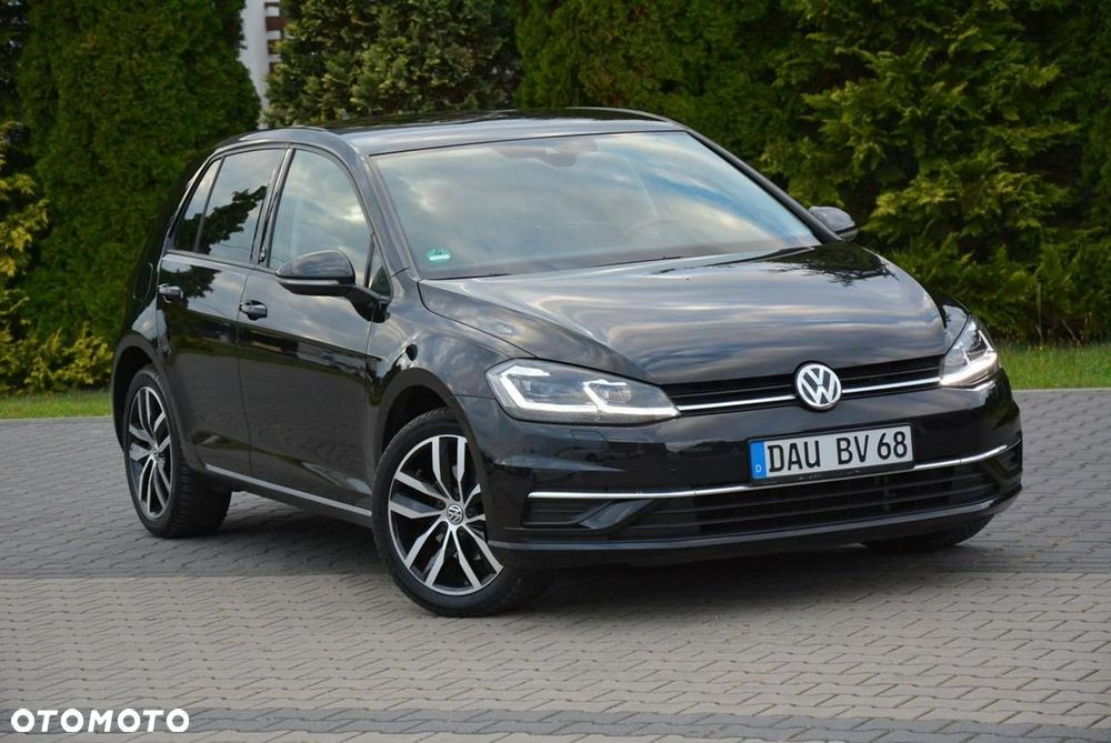 Volkswagen Golf 1.5 TSI ACT DSG Sound - 10