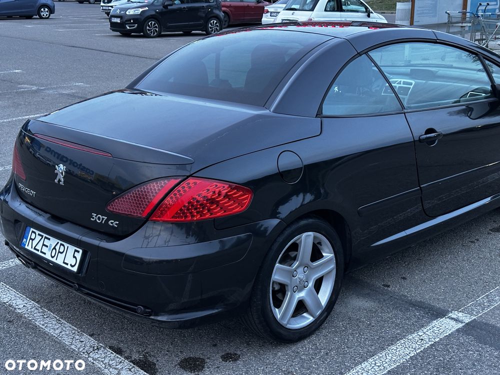 Peugeot 307 CC - 8