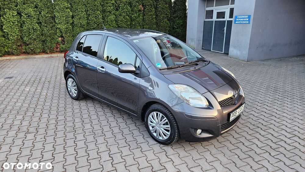 Toyota Yaris 1.33 VVT-i Executive - 1