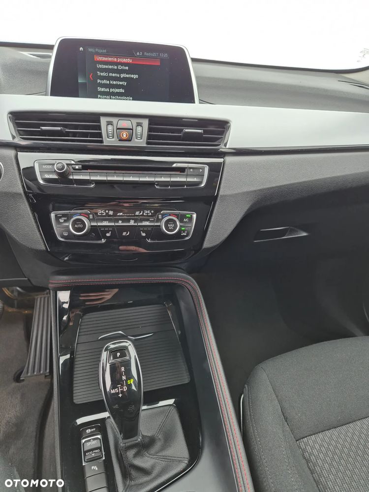 BMW X1 sDrive18d - 10