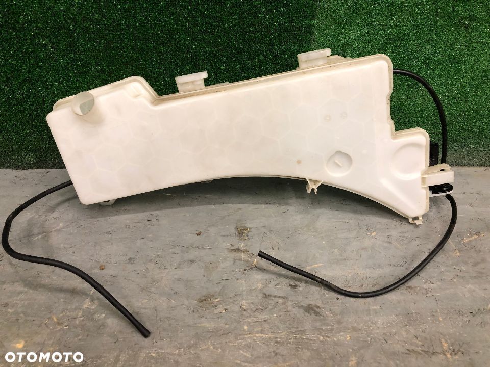 PEUGEOT 3008 II 5008 II ZBIORNIK ZBIORNICZEK DO SPRYSKIWACZY 9826400780