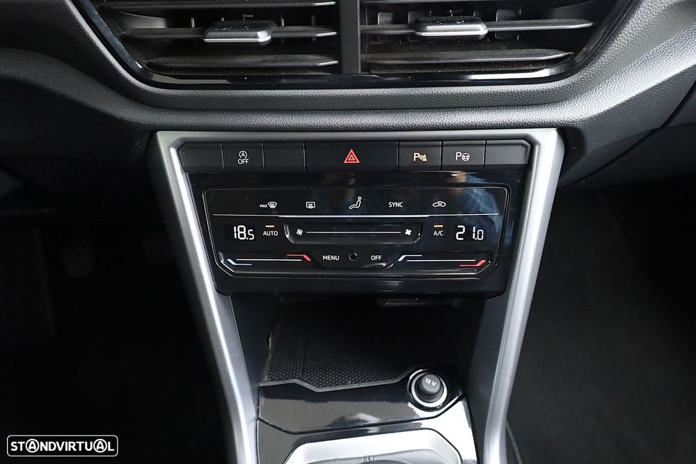 VW T-Roc 1.0 TSI Life - 23