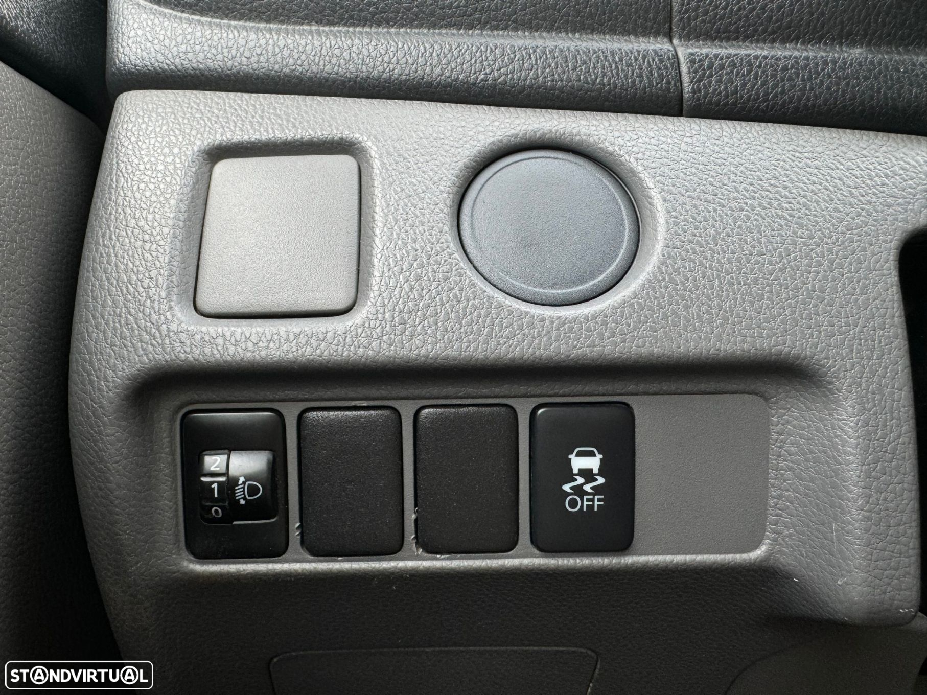 Mitsubishi L200 2.4 DI-D CD Campera 4WD - 15