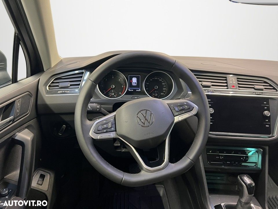Volkswagen Tiguan 2.0 TDI SCR DSG 4Motion Life - 10