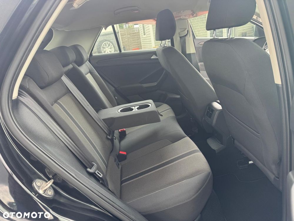 Volkswagen T-Roc 1.6 TDI SCR Style - 16