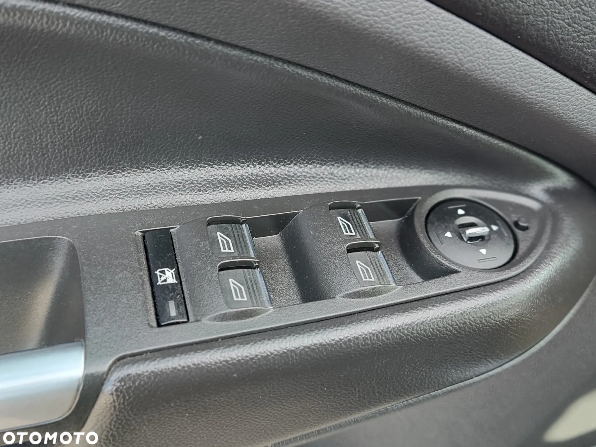Ford Kuga 2.0 TDCi 4WD Titanium - 20