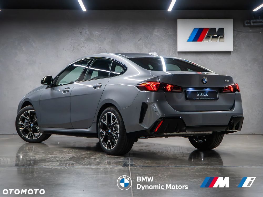 BMW Seria 2 220 - 6