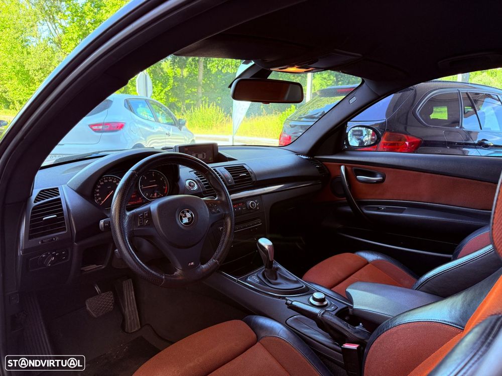 BMW 120 d Aut. Limited Edition Lifestyle c/ M Sport Pack - 27