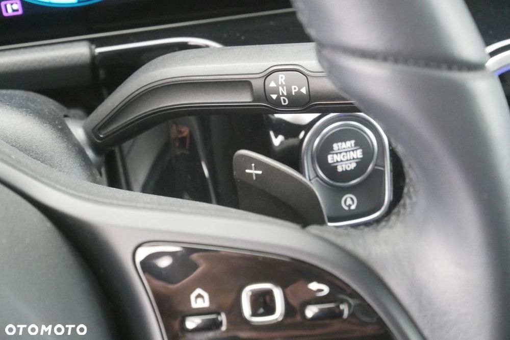 Mercedes-Benz GLA - 27