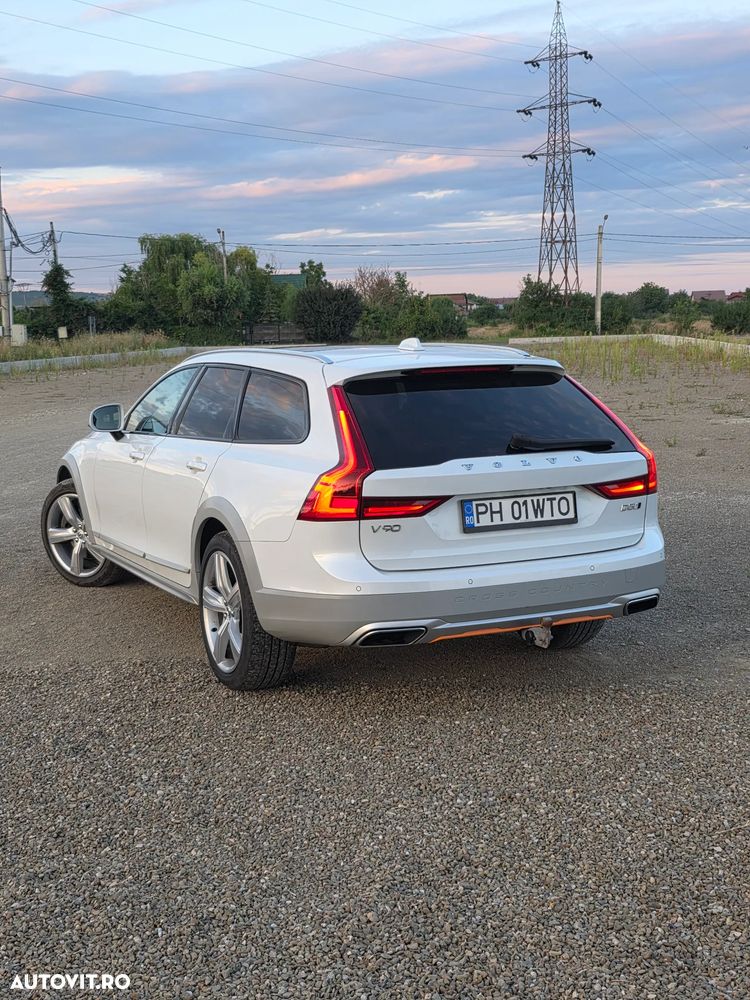 Volvo V90 D5 AWD Geartronic Ocean Race - 12