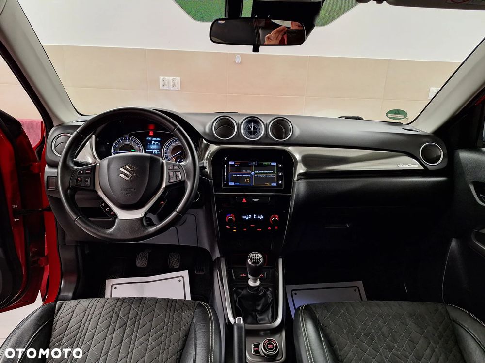 Suzuki Vitara 1.4 Boosterjet mHEV Premium Plus 4WD - 22