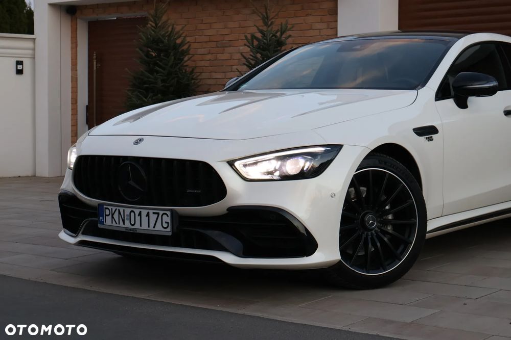 Mercedes-Benz AMG GT 43 4-Matic+ - 34