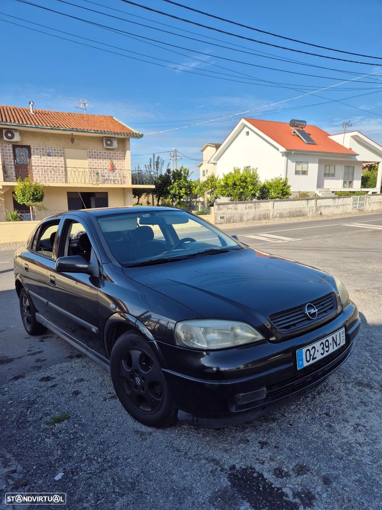 Opel Astra - 2