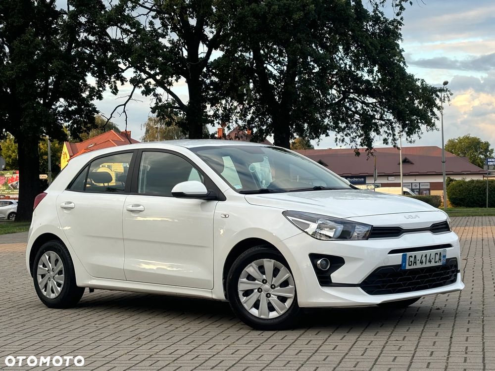 Kia Rio 1.2 M - 9