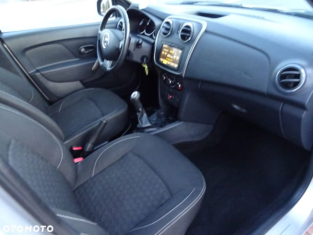 Dacia Sandero TCe 90 Laureate - 9
