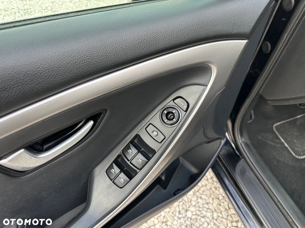 Hyundai i30 1.6 GDI Premium - 16