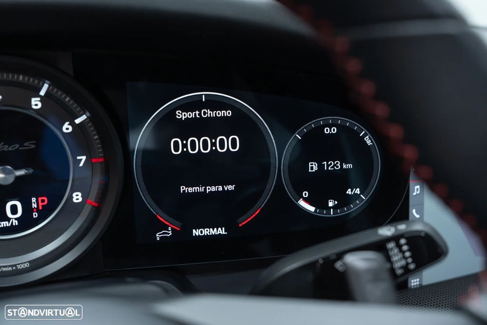 Porsche 911 (992) Turbo S - 35