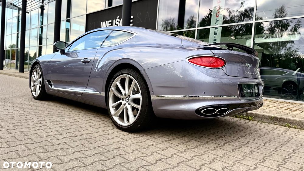 Bentley Continental GT - 11