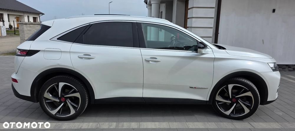DS Automobiles DS 7 Crossback 2.0 BlueHDi Performance Line + - 6