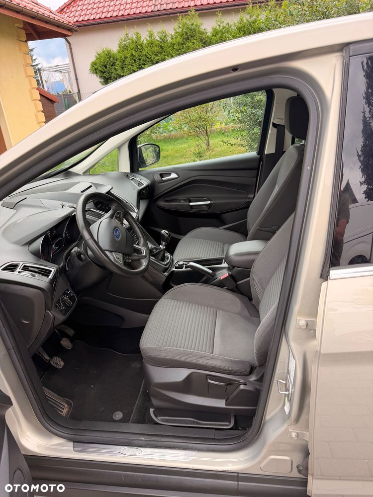 Ford C-MAX - 13