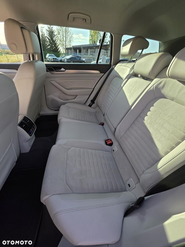 Volkswagen Passat 2.0 TDI EVO Business DSG - 13