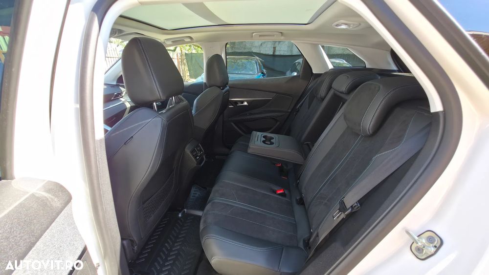 Peugeot 3008 PureTech 130 Stop & Start GPF EAT8 Crossway - 21