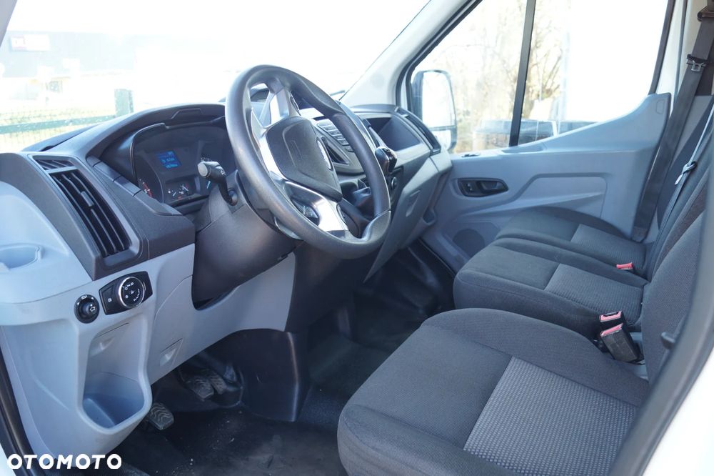 Ford TRANSIT - 23
