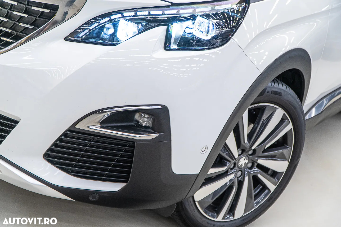 Peugeot 3008 1.2 PureTech S&S EAT8 Allure - 35
