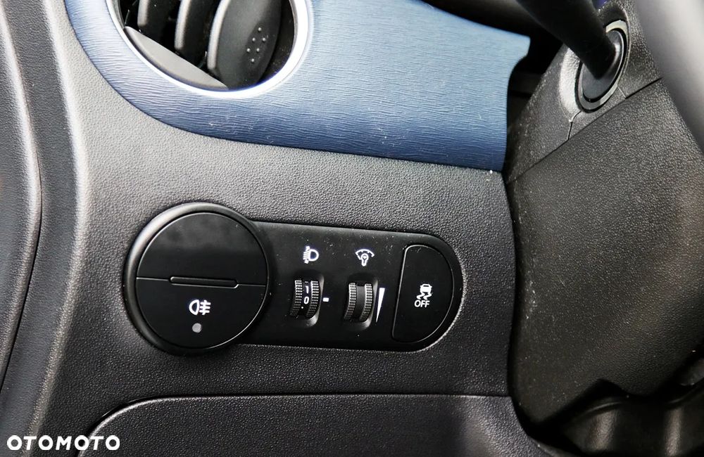 Hyundai i10 1.1 Premium - 14