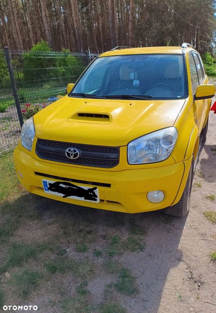 Toyota RAV4 - 1