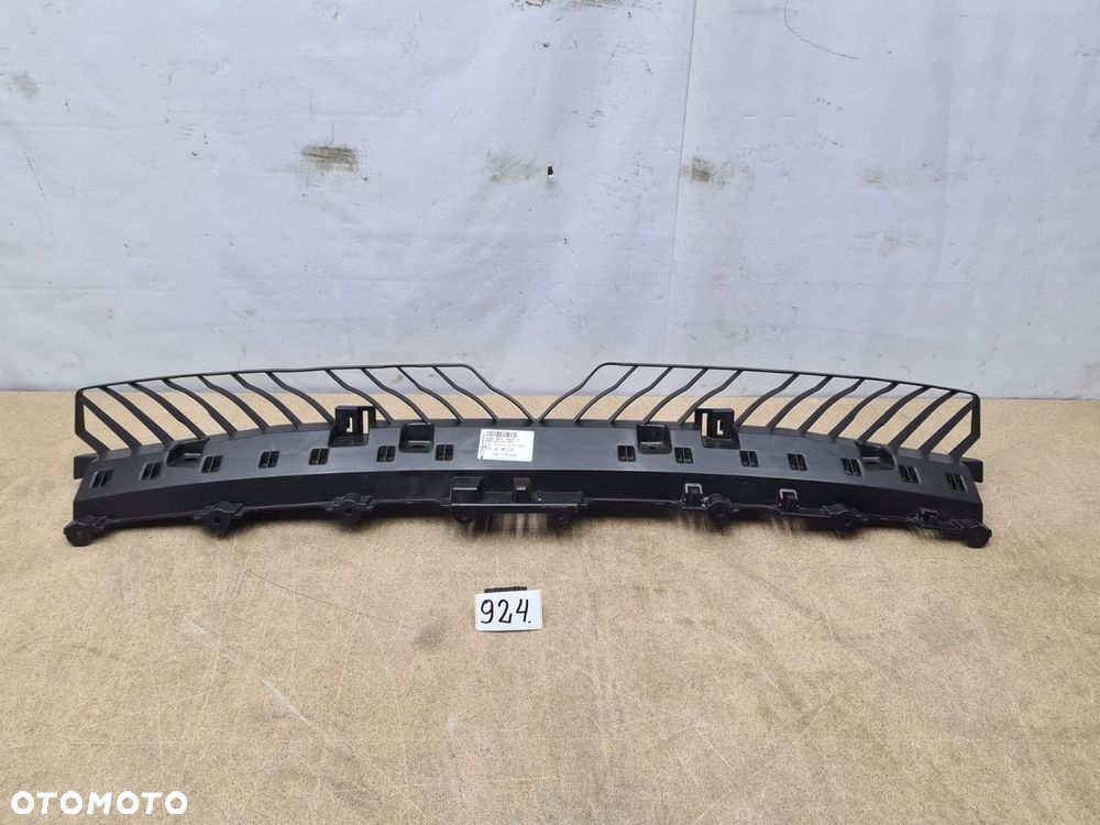 VW T-ROC 2017- WZMOCNIENIE ŚLIZG MOCOWANIE ZDERZAK TYŁ - 1