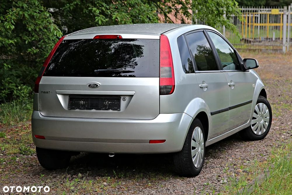 Ford Fiesta 1.4 - 12